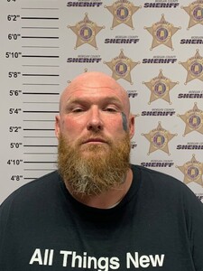 Mugshot of PERRY L JR CURRY
