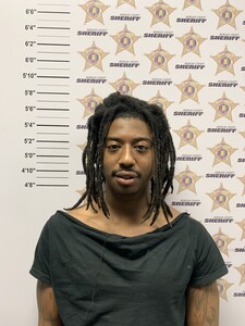 Mugshot of CHALEB ONTE'ONTE JR MCHONE