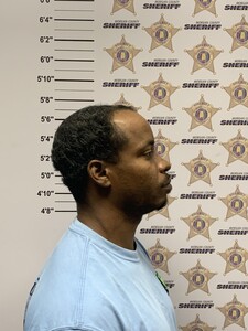 Mugshot of JAQUEZ ULANDIS SCRUGGS