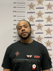 Mugshot of CHARLIE LEROY II GRAYS