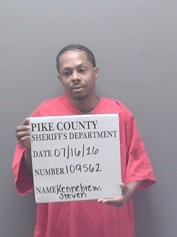 Mugshot of STEVEN THAWON KENNEBREW