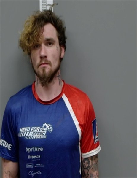 Mugshot of Dakota Matthew Hill