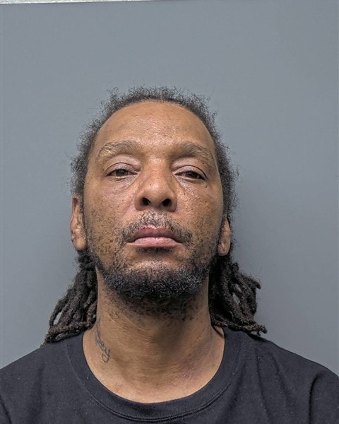 Mugshot of M WOODS