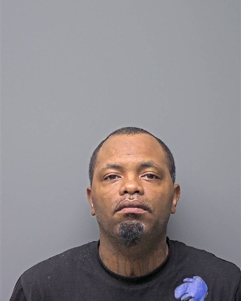 Mugshot of D HARRIS