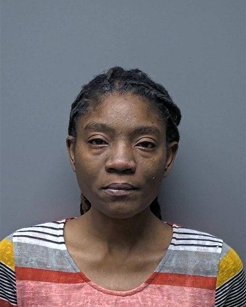 Mugshot of V ROBINSON