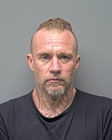 Mugshot of C DILEONARDO