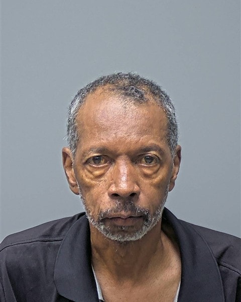 Mugshot of E HARDAWAY