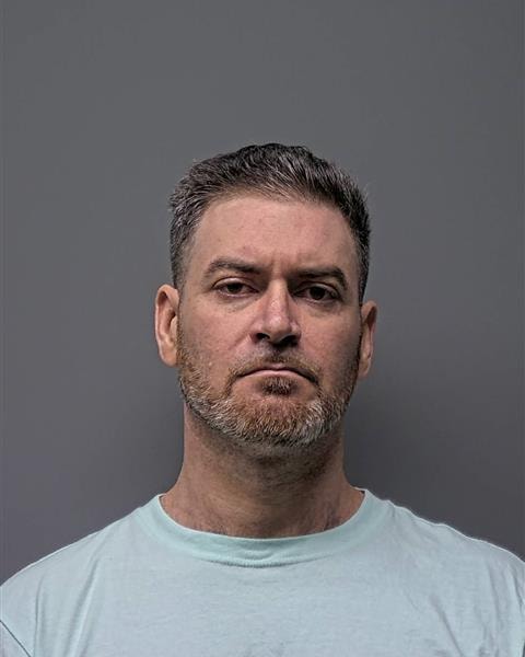 Mugshot of J JIMENEZ