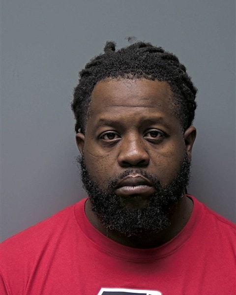 Mugshot of D LINDSEY