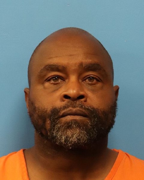 Mugshot of HENRY FOMBY