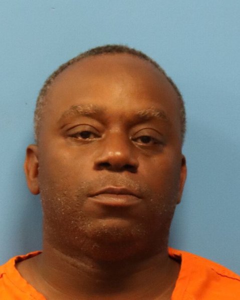 Mugshot of DEMETRIUS L HALE