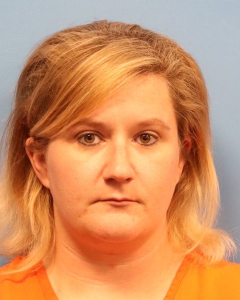 Mugshot of KAYLA JEAN VANDERLEEST