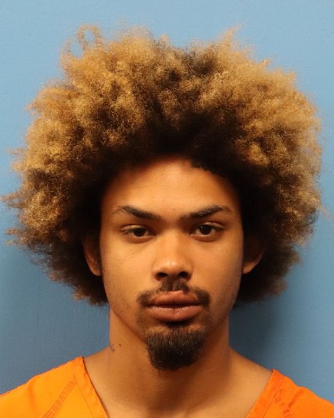 Mugshot of DAKOTAH JERELLE ROSS