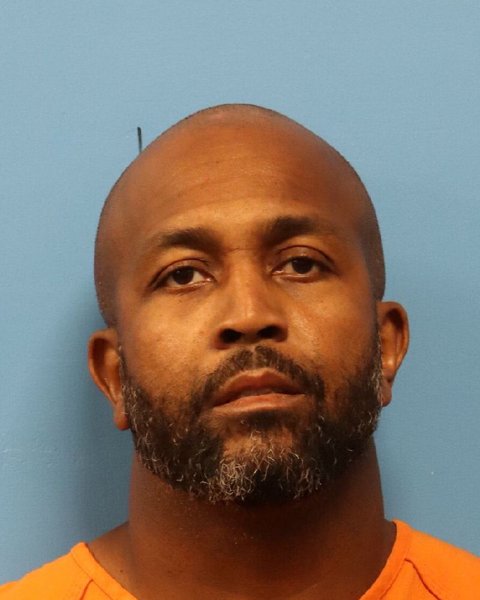 Mugshot of CALVIN ELDRICUS BENSON