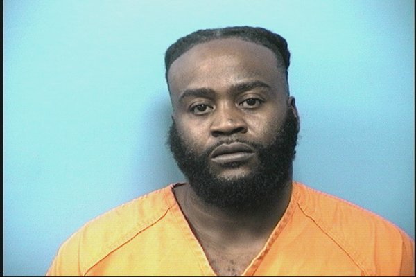 Mugshot of MAURICE DWIGHT HALE