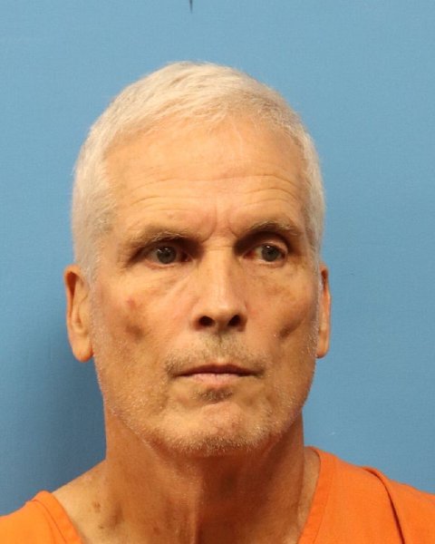 Mugshot of MICHAEL CURTIS MANN