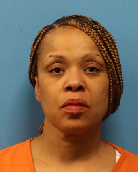 Mugshot of LAKRESHA CHIFFON MOORE