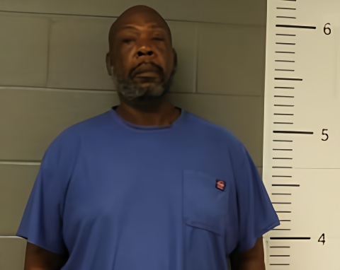 Mugshot of ROYCE WOOTEN