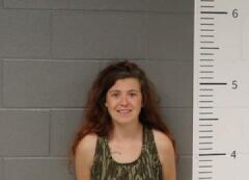 Mugshot of MARIAH DAVIS