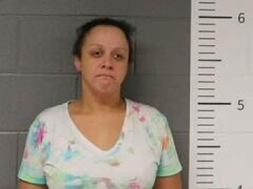 Mugshot of SHANDRA YOUNG