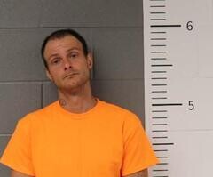 Mugshot of DEVON WHISENHUNT