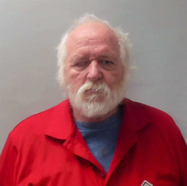 Mugshot of EDWARD HUNDT