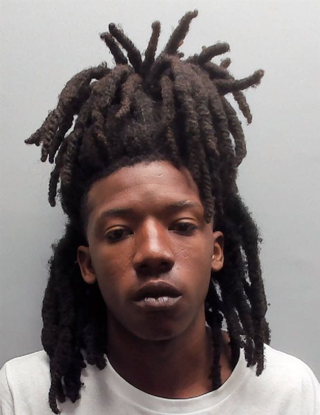 Mugshot of Qeviion Yavontae Herring