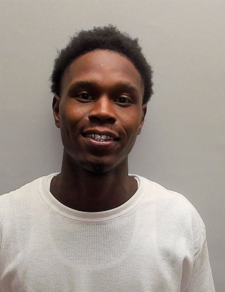 Mugshot of QUINDARRIUS LAMAR CRAYTON