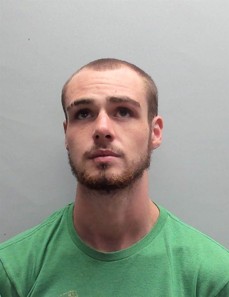 Mugshot of TRINTON KAYDE LIVEOAK