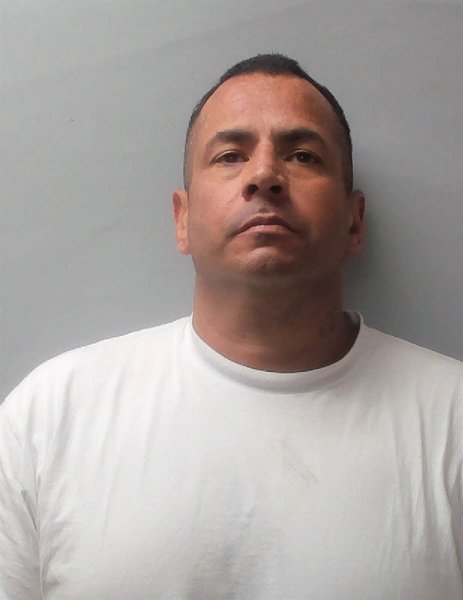Mugshot of JUAN CARLOS PEREZ