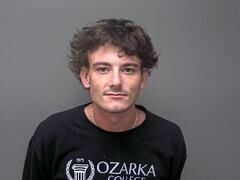 Mugshot of BYRON A ESTES