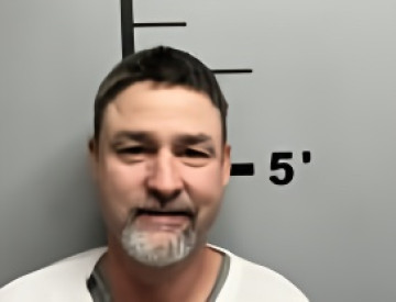 Mugshot of MICKEY EARL HUFFORD