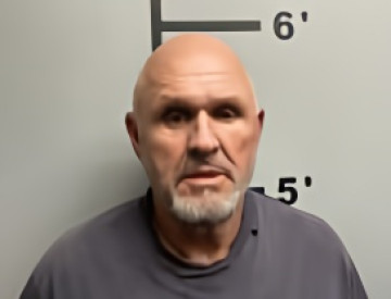 Mugshot of DOUGLAS EUGENE RICHARDSON