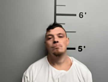 Mugshot of LUKE RAY COURTNEY