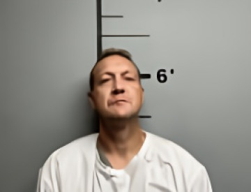 Mugshot of JON PAUL THOMPSON