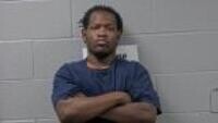 Mugshot of MAJESTI R BUSH