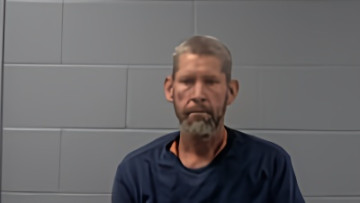 Mugshot of JOHNNIE A THOMPSON