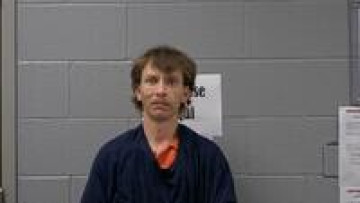 Mugshot of CHARLES L GILBERT JR