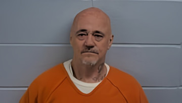 Mugshot of RUSSELL D HOLLIDAY