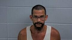 Mugshot of MATTHEW D MOORE SR