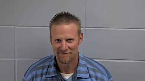 Mugshot of PATRICK W SHARP