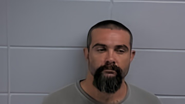 Mugshot of CLINT E GOSSETT