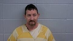 Mugshot of BENJAMIN W BELFLOWER
