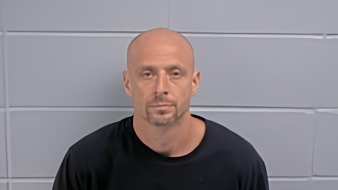 Mugshot of JOSHUA R CRUICKSHANK