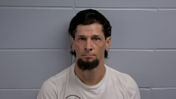 Mugshot of MICHAEL P HUTCHINS