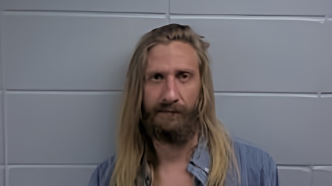 Mugshot of JOSHUA C ARMSTRONG