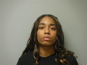 Mugshot of Nahasian Gahnye Akaylee Taylor-Hampton
