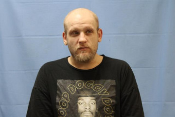 Mugshot of CHASE U LOE