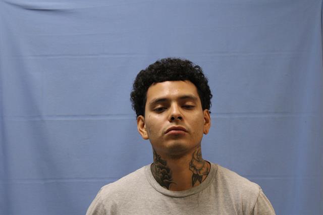 Mugshot of BENJAMIN ANDRES FLORES