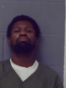 Mugshot of Xzavier Rayshnu Moore